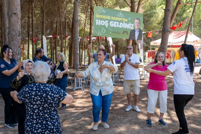 MERSN BYKEHR’DEN TARSUS GENLK KAMPINDA DNYA ALZHEIMER GN ETKNL...