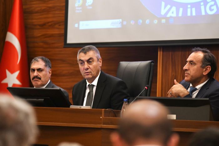 VAL TOROS, HAYVAN BAKIMEV VE REH. MERKEZLER DEERLENDRME   TOPLANTISINDA...