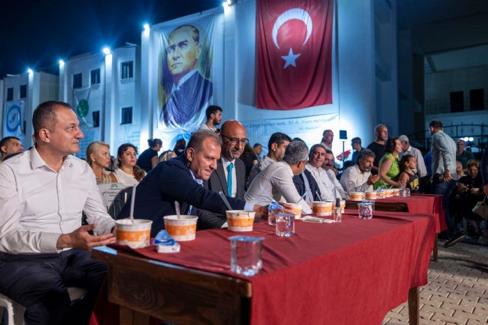 BAKAN SEER, GADR HUM BAYRAMI KUTLAMASINA KATILDI...