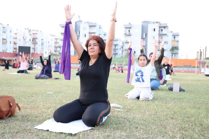  Toroslarda 300 Kadn Yoga Yapt...