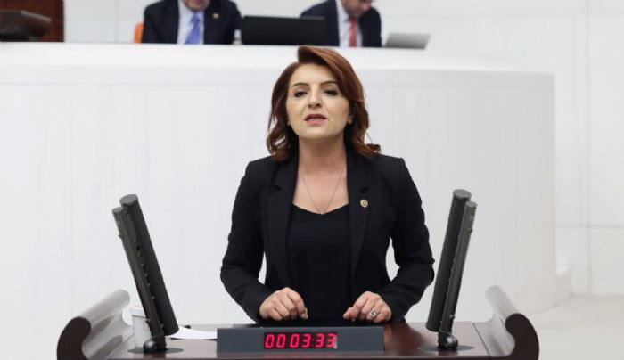 CHPli  K: Vatanda borla nefes almaya alyor, Saray faize alyor...