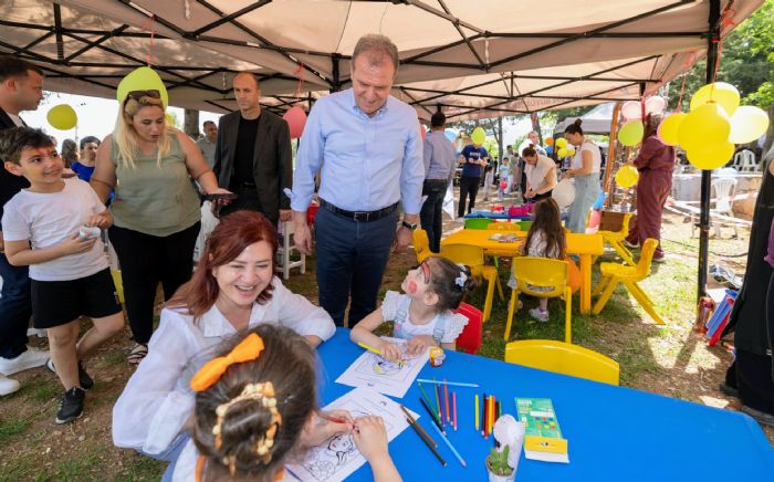BAKAN SEER VE MERAL SEER, LYAK HASTASI YURTTALARLA BR ARAYA GELD...