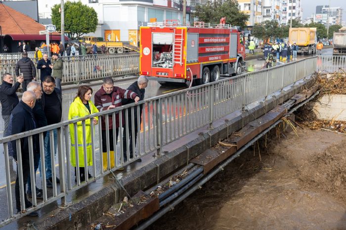 MEZ�TLݒDE YA�ANAN SEL�N TAHR�BATLARI...