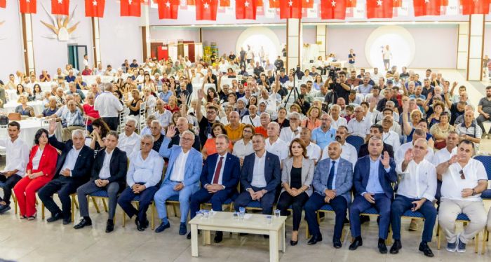 BAKAN SEER, CHP ANAMUR LE KONGRESݒNDE...