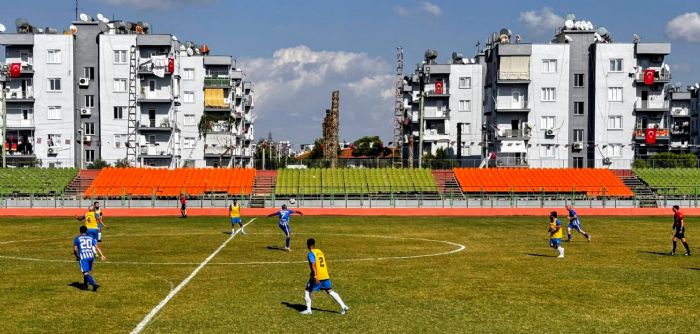 3 OCAK KURUMLARARASI FUTBOL TURNUVASI�NDA YARI F�NAL HEYECANI...