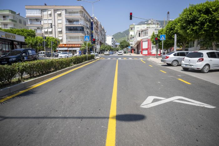MERS�N B�Y�K�EH�R’DEN �LE ANAMUR�A YOL H�ZMET�... 