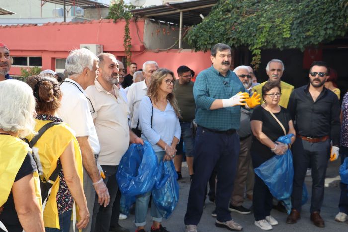 Toroslar’da Mahallede Temizlik Var Kampanyas Sryor...