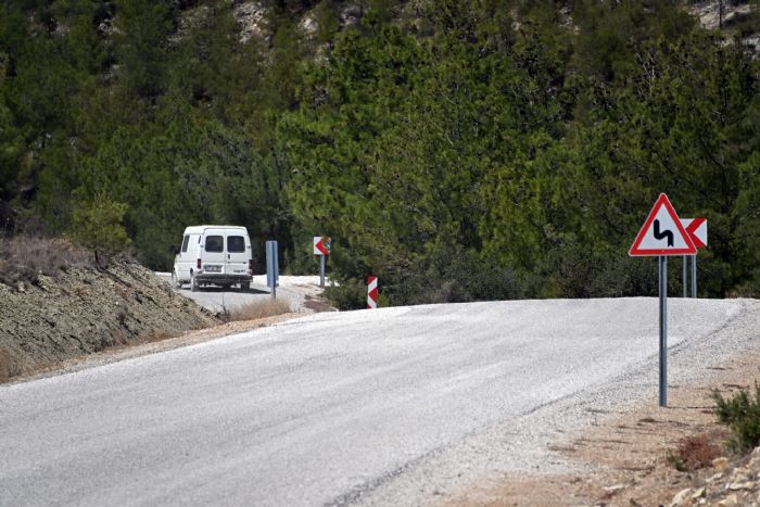  MERSN MERSN BELEDYESݒNDEN MUTA YOL  YATIRIMI
