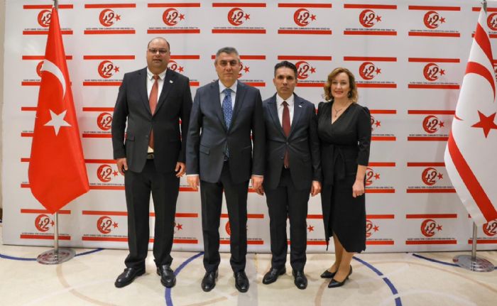 VAL TOROS, KUZEY KIBRIS TRK CUMHURYETݒNN KURULU YILDNM RESEPSYONU’NDA...