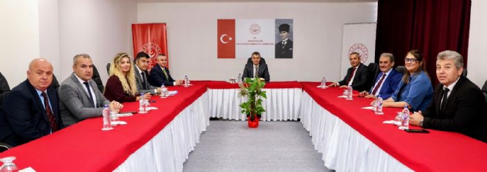 VAL   TOROSTAN  DEERLENDRME TOPLANTISI...
