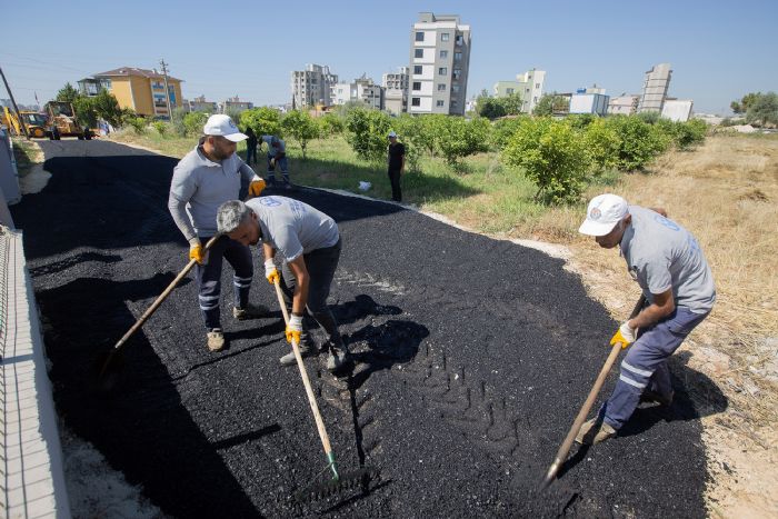 MEZTLݒDE YOL BAKIM ALIMALARI SRYOR... 