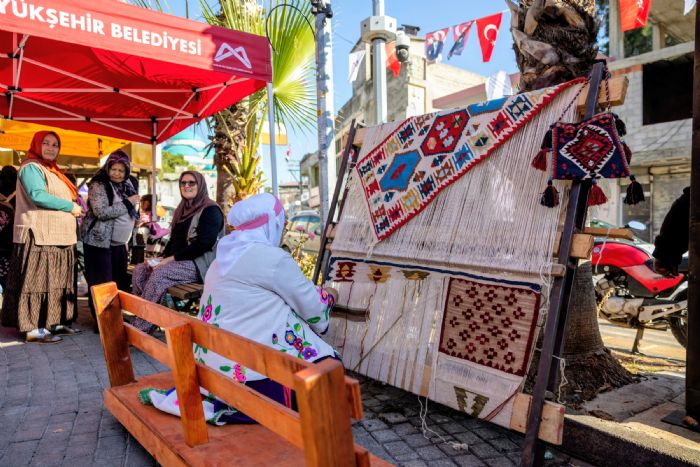 MERS�N B�Y�K�EH�R’DEN T�M�K�TE YERL� MALI HAFTASI ETK�NL���...