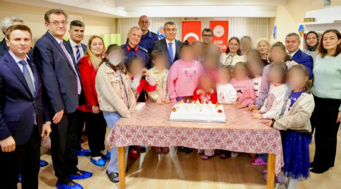 TOROS’LARDAN �OCUKLARA YILBA�I Z�YARET�...