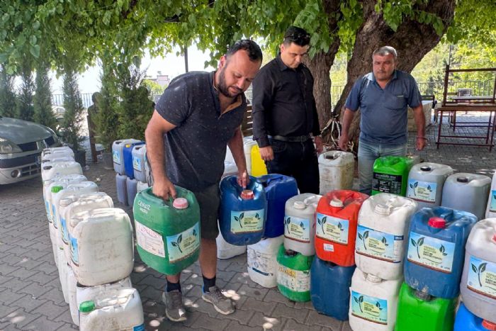 Yeniehir Belediyesinden iftiye organik gbre destei...  
